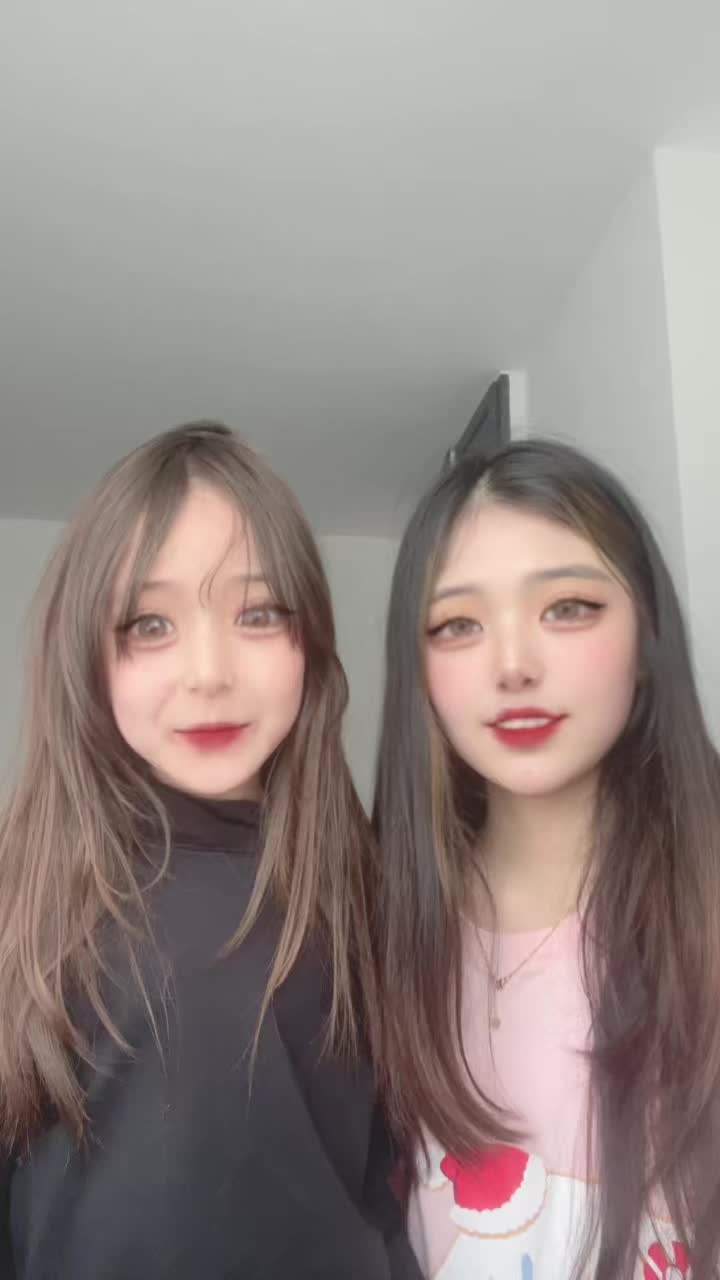 @𝑬 ୨୧