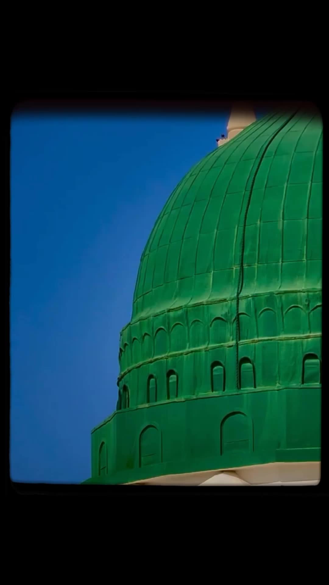 @Ishq e Madina🫀