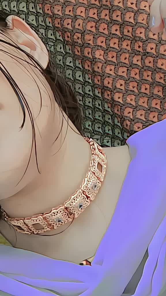 @༺ 🍁𝑬𝒚𝒆𝒔 𝒒𝒖𝒆𝒆𝒏🍁 ༻
