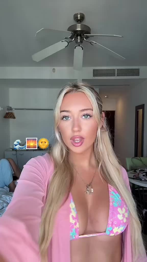 @mia-rae🍒