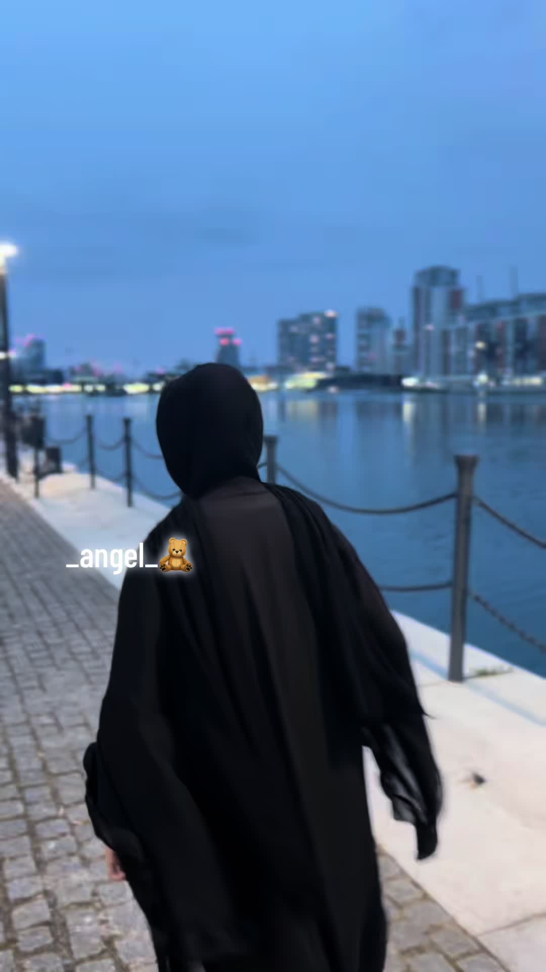 @_Angel_🧸