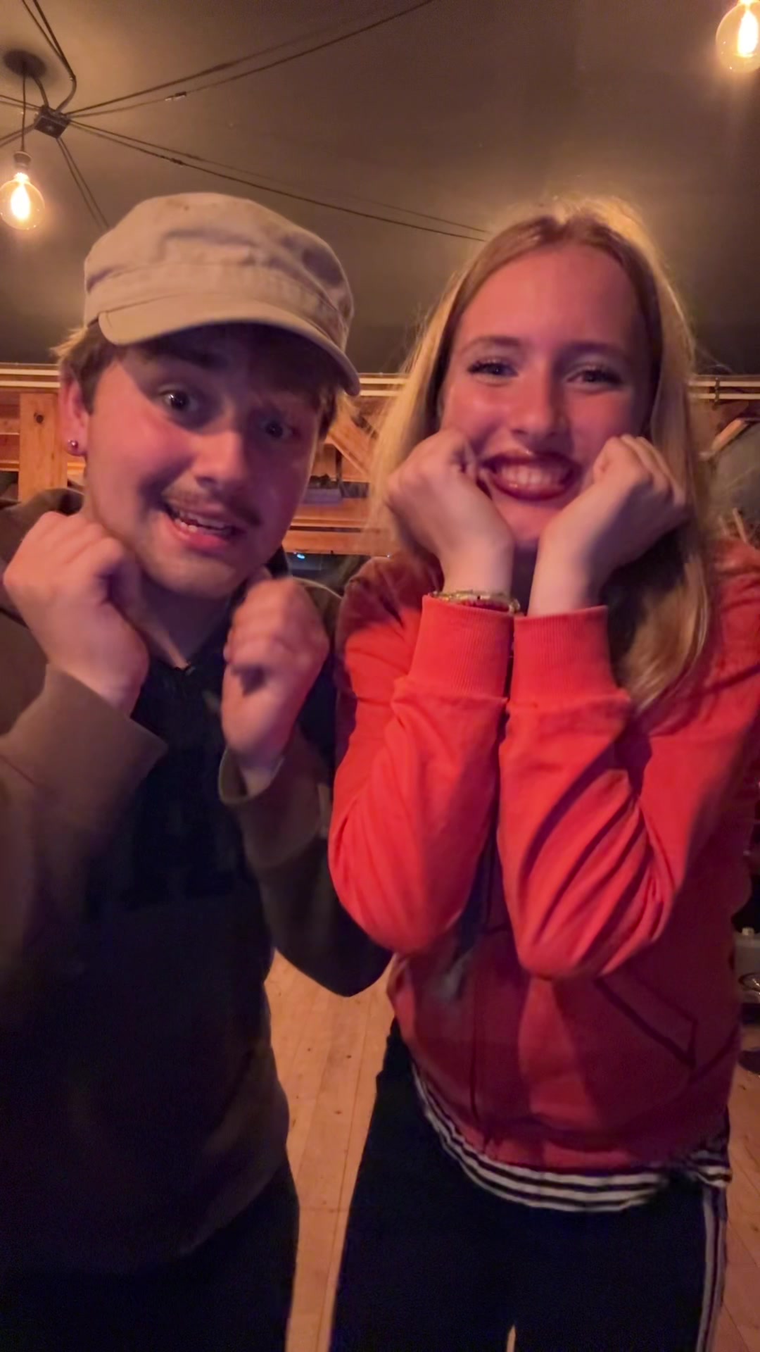 @Jona
