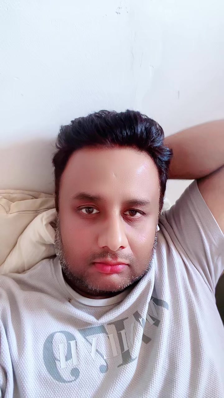 @Khurram 804 UK 🇬🇧 🇵🇰