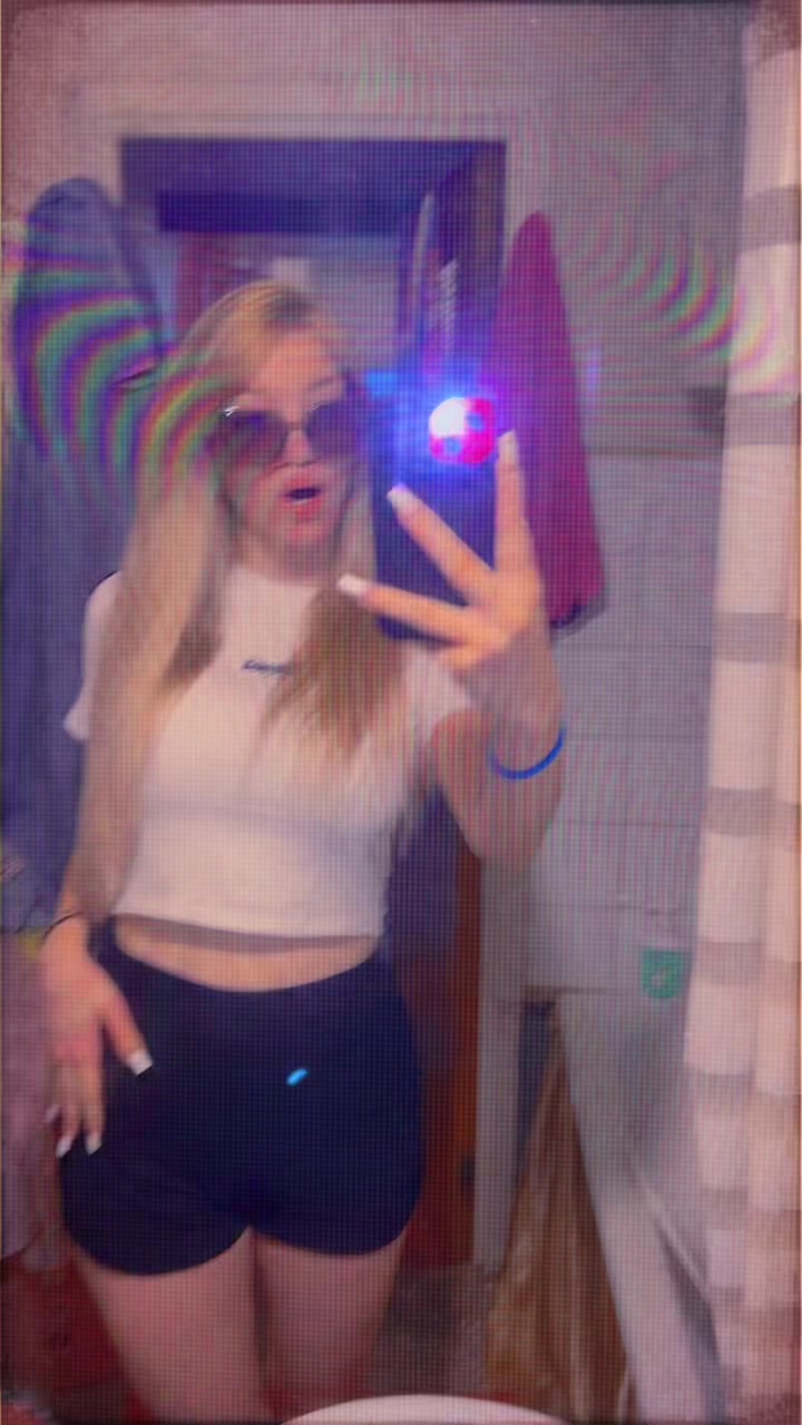 @Blondina😜