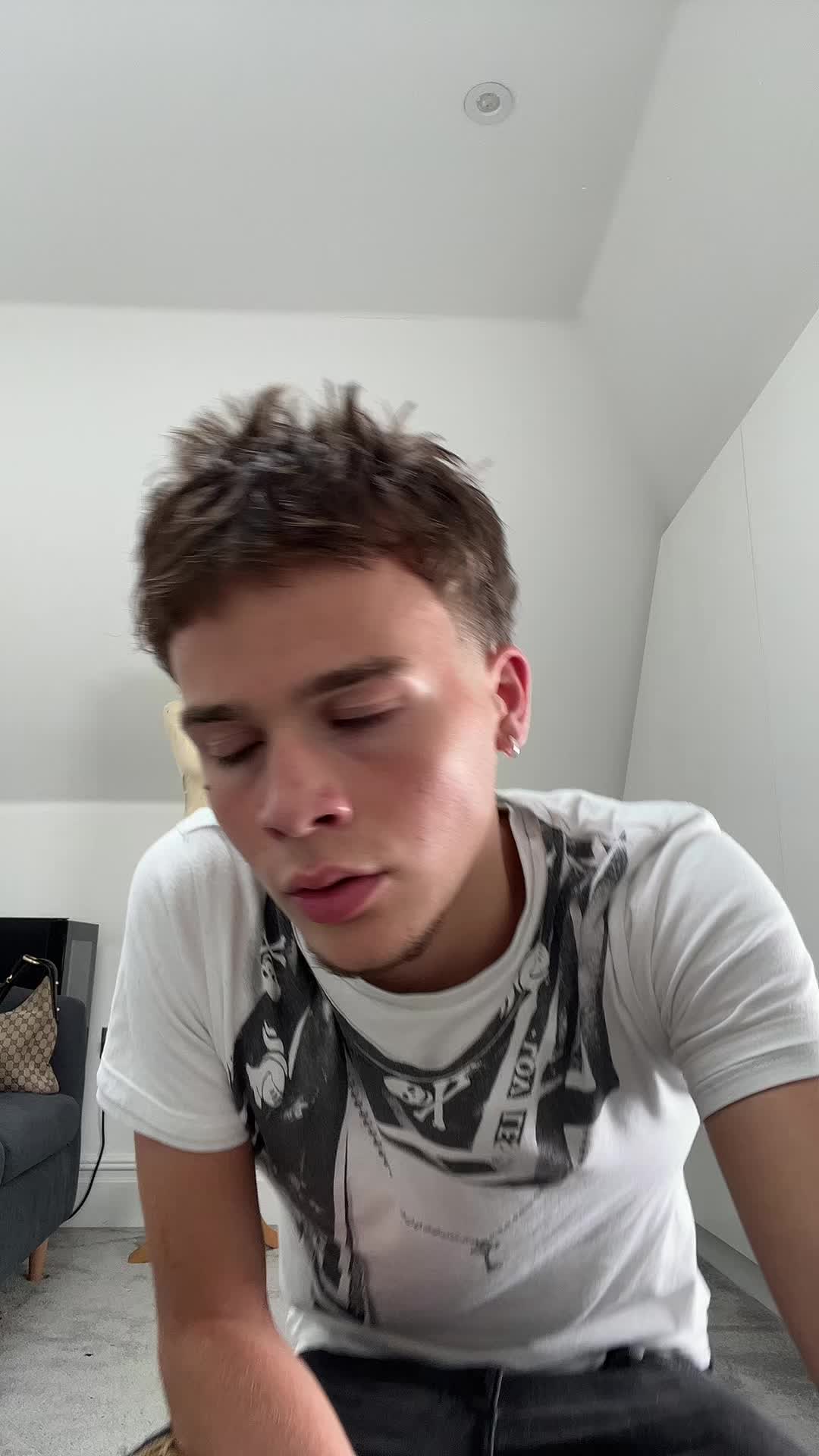 @4milli