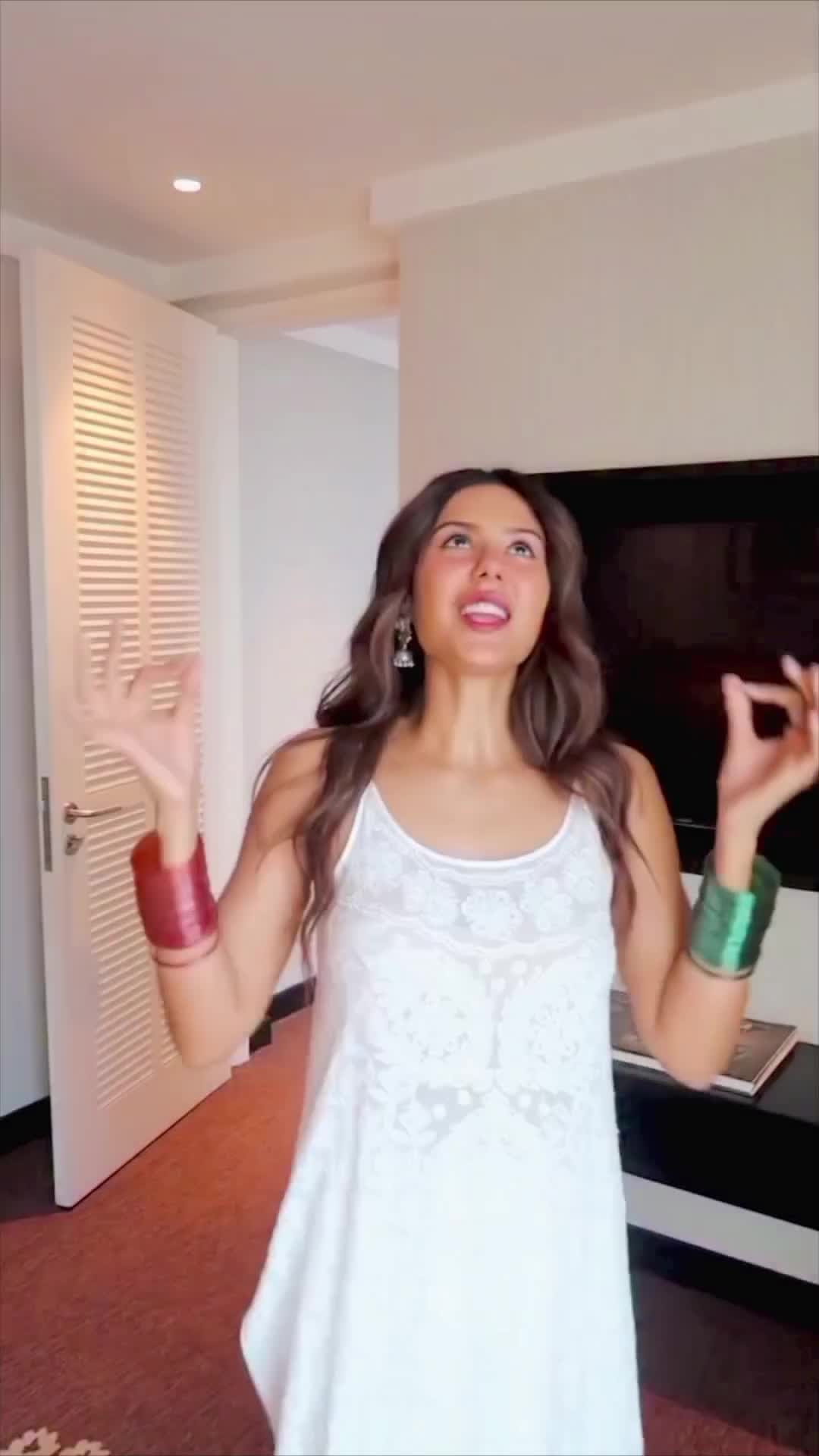 @sonam bajwa fans page