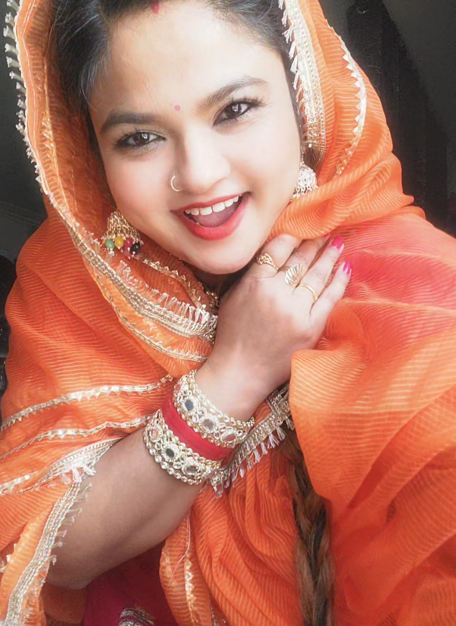 @MAAHI NEGI 👸
