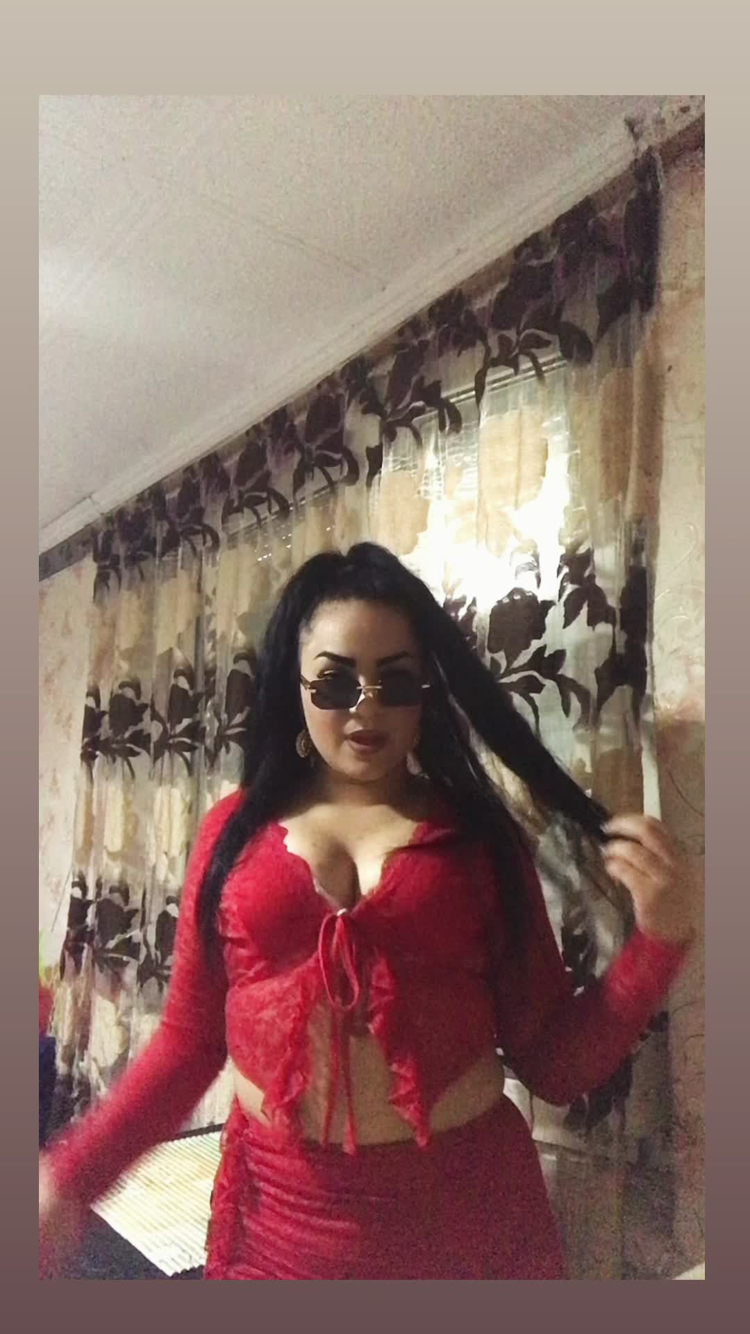 @Nikolett