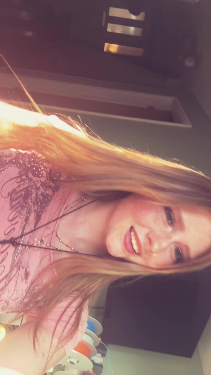 @Em 💋🤭🌺