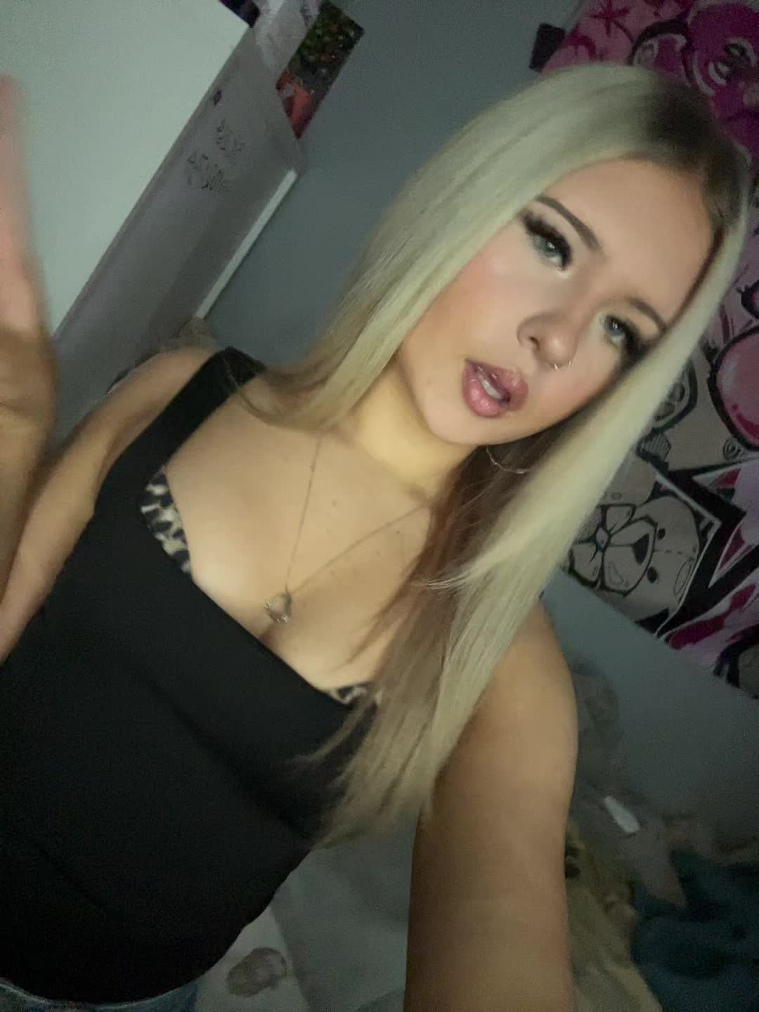 @vic ꨄ