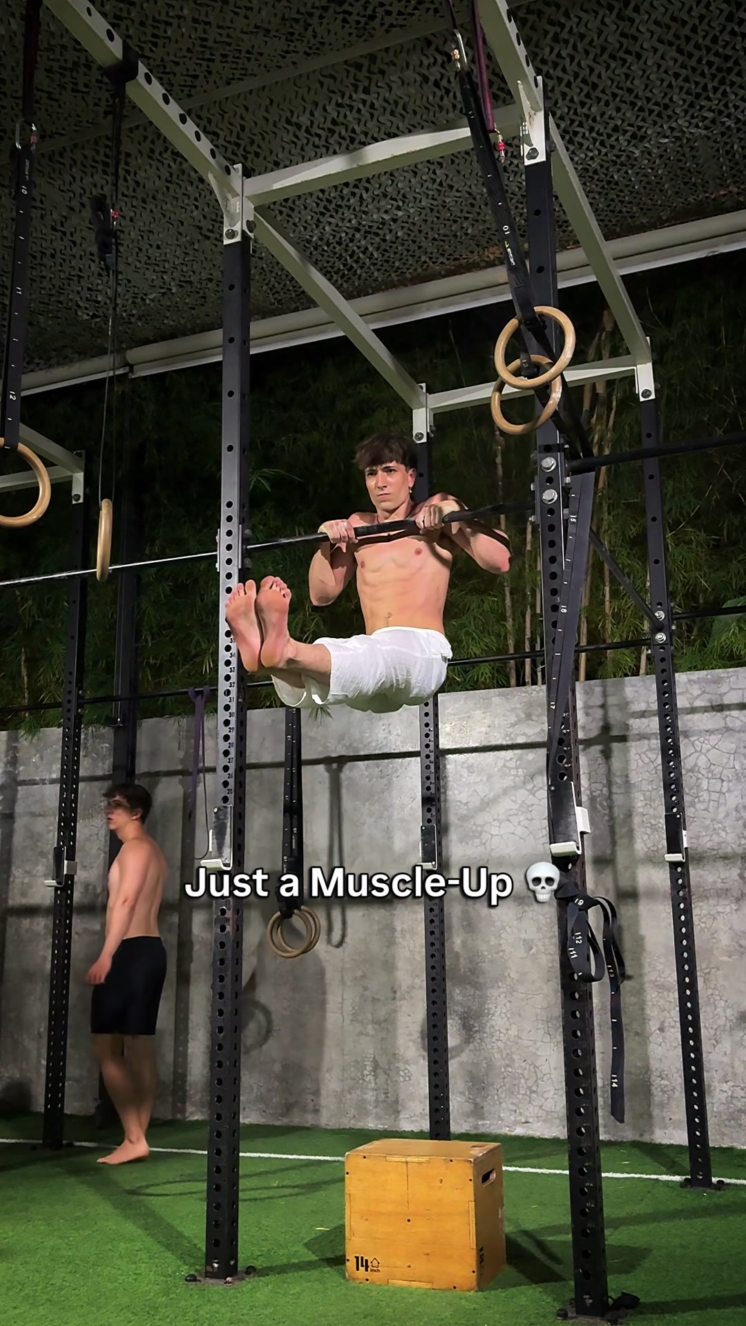 @Akosmarco