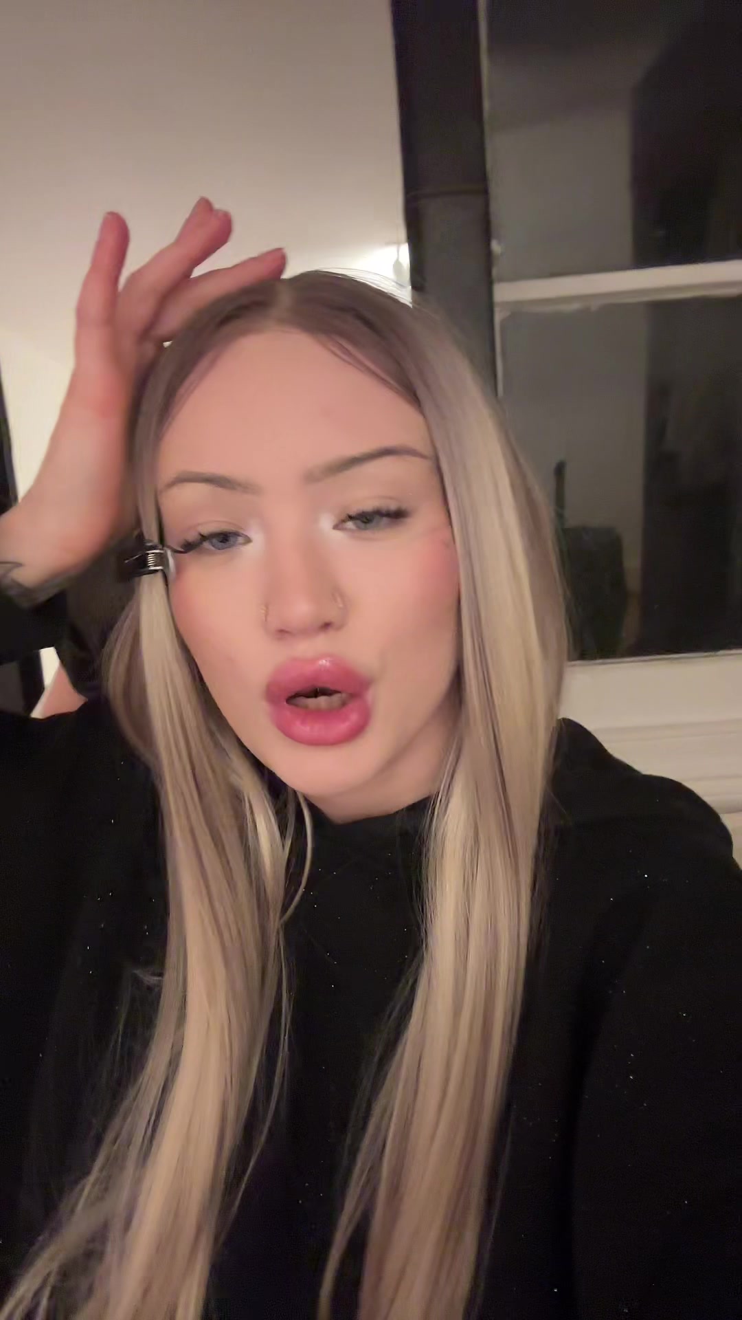 @monika
