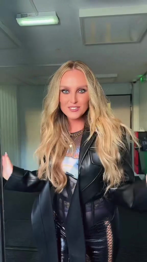 @Perrie.