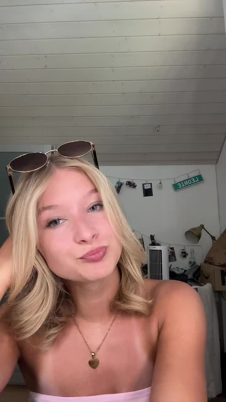 @Leonie💛☀️