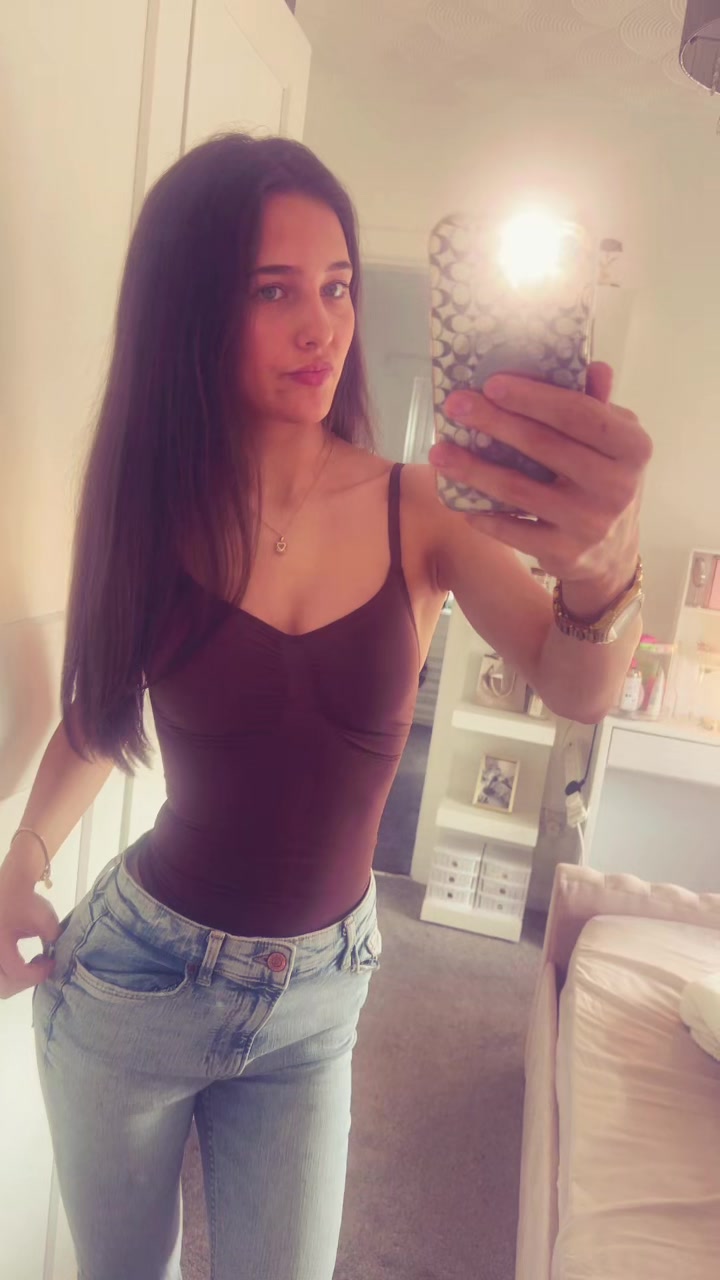 @tori💕👄👛🌸