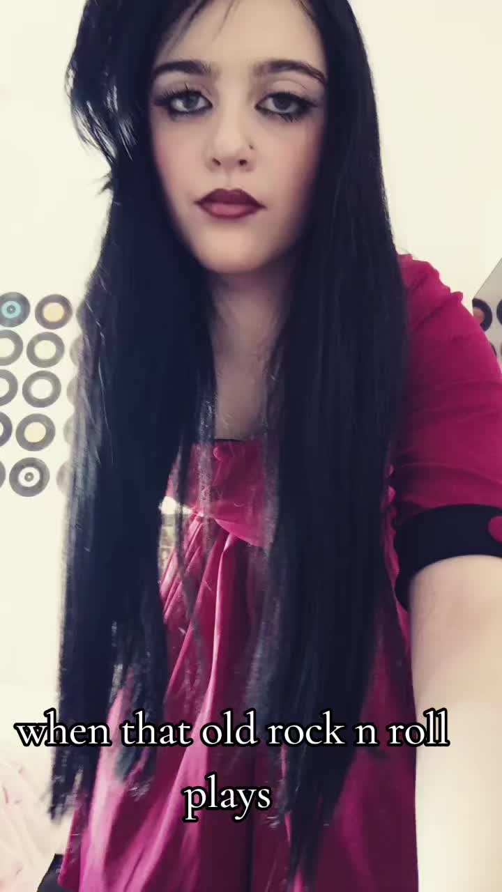 @&deg;&bull;. ⚰️ 𝓪𝓵𝓲𝓼𝓱𝓪 ⚰️ .&bull;&deg;