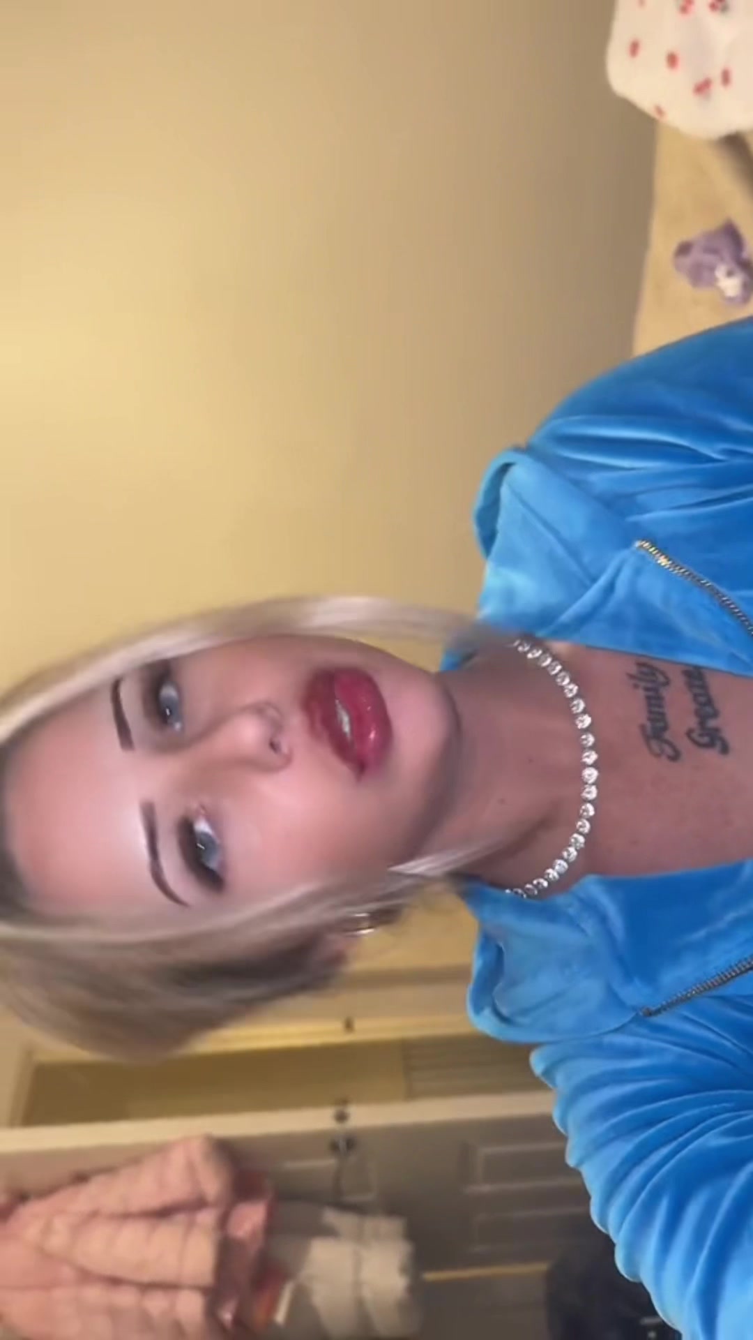 @hollybyrne2003