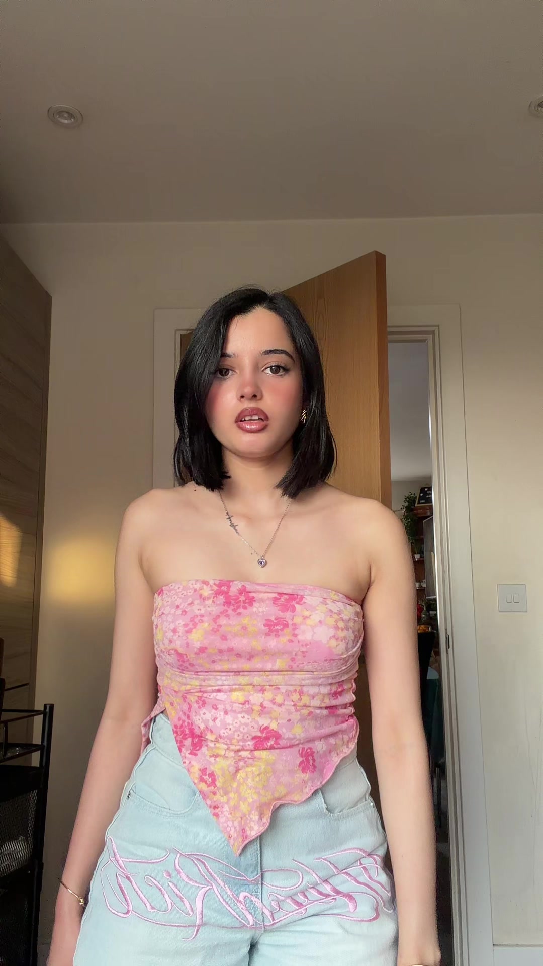 @Amishakarki🕉️🧿