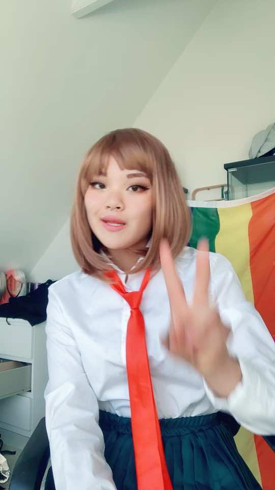 @ur local broken bitch <3