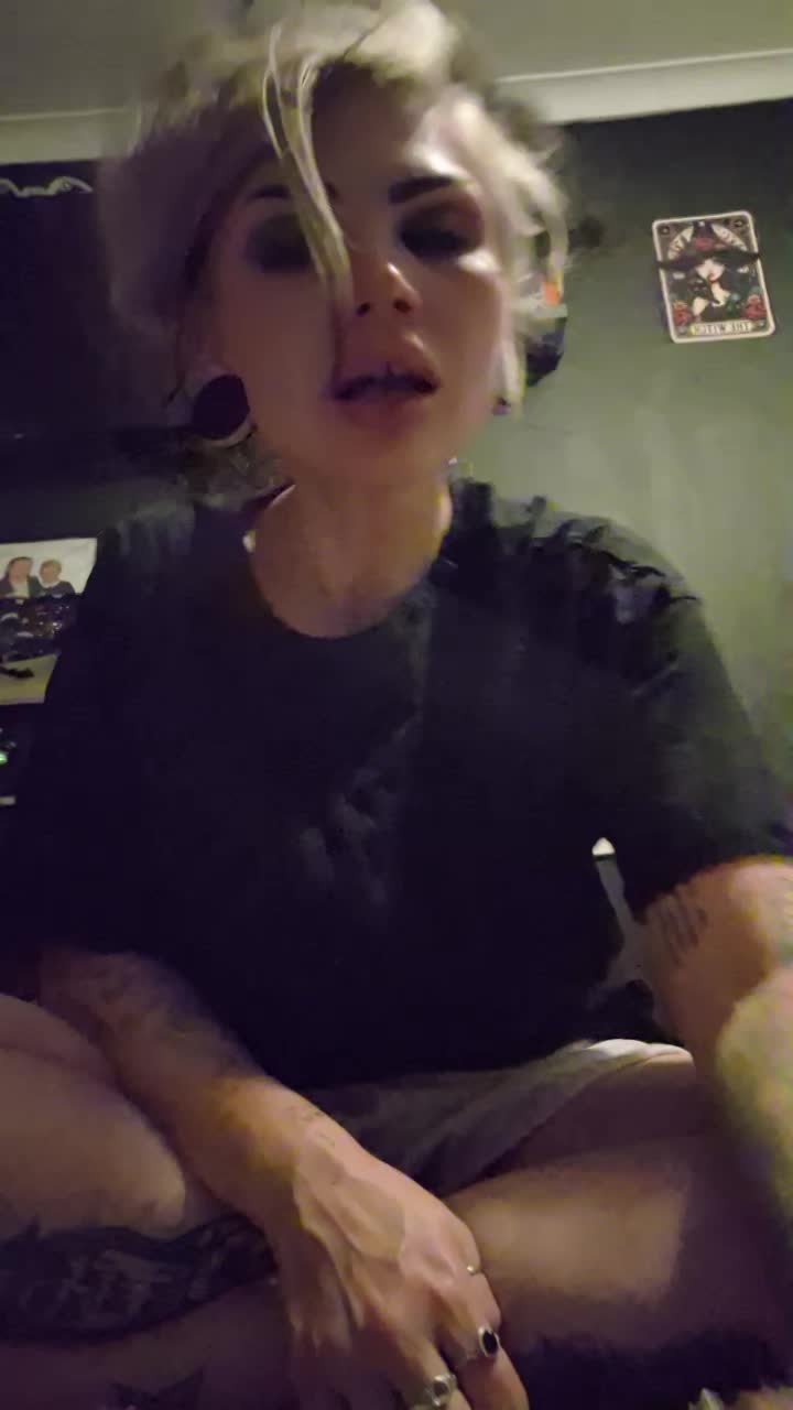 @Hexedmoonchild...