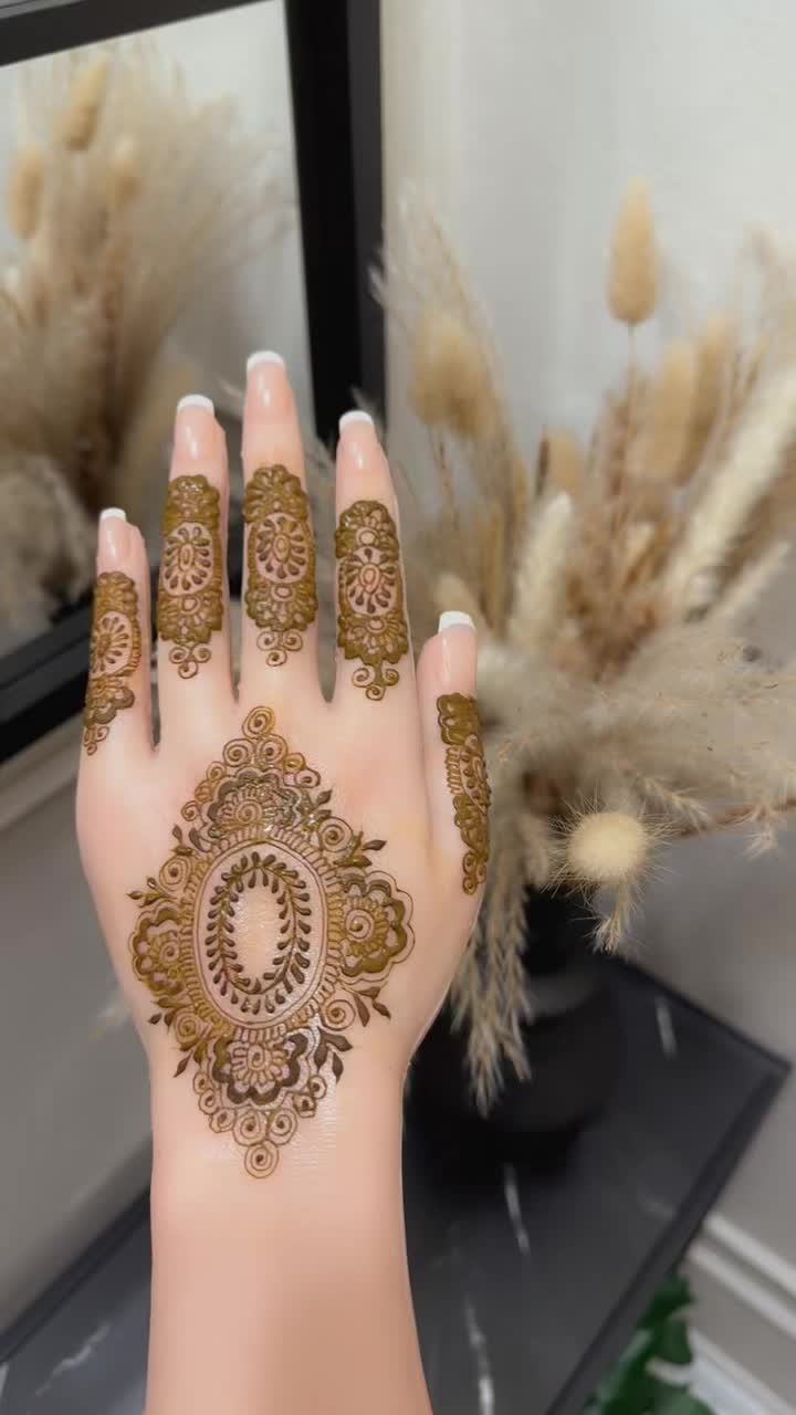 @Husnaxartistry