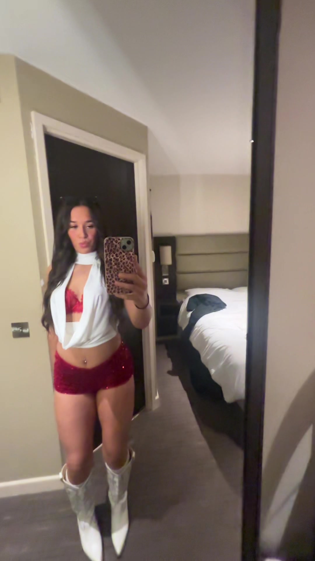 @Monique