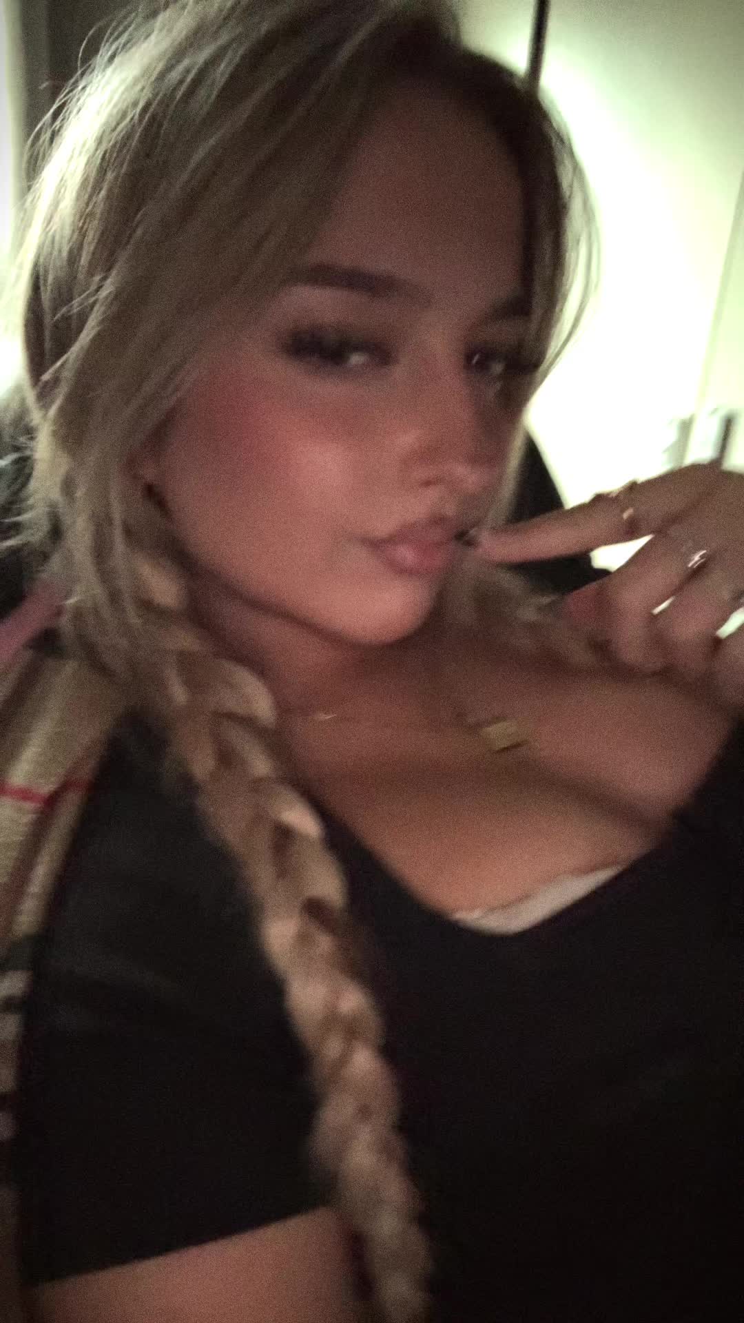 @JJ