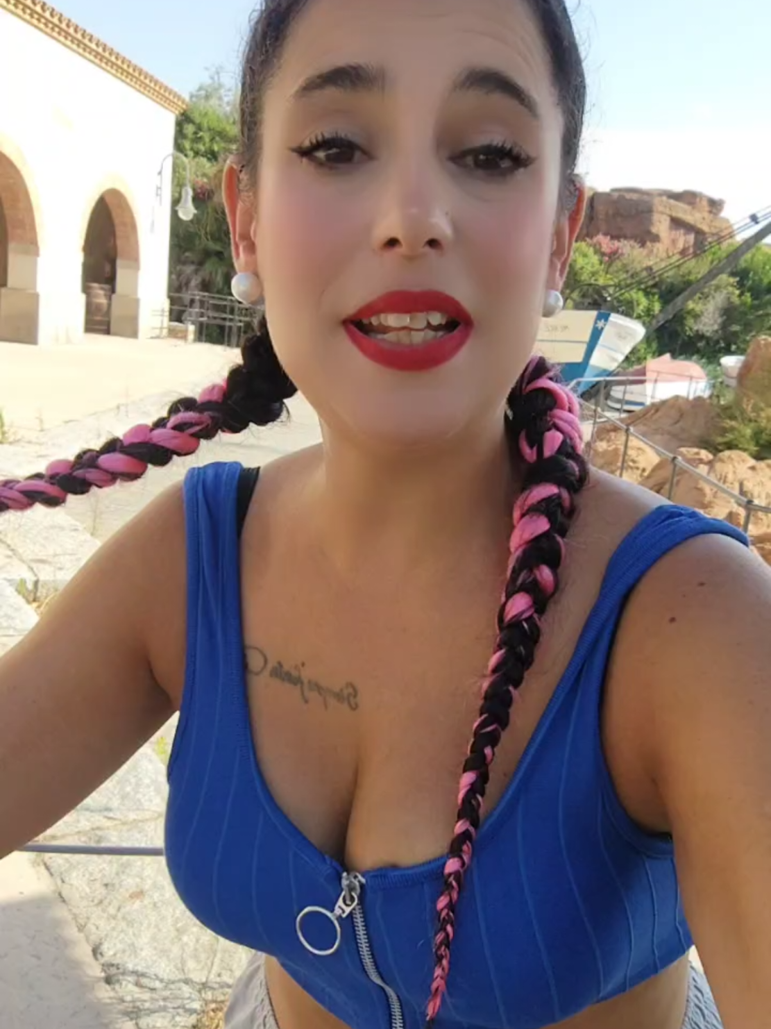 @Anais Martinez Ines