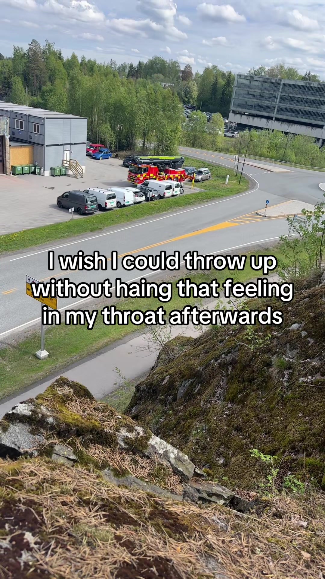 @⃟