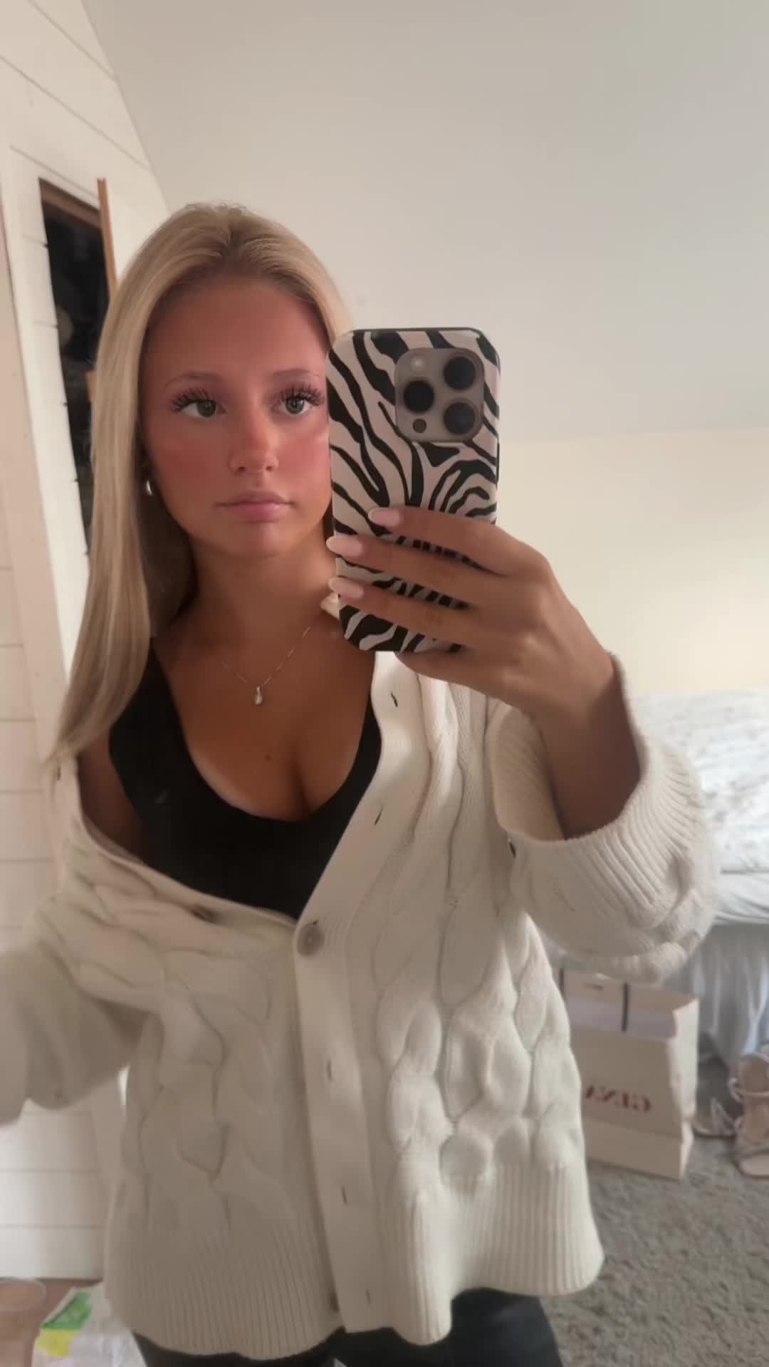 @V I L J A🐆🛍️🎀