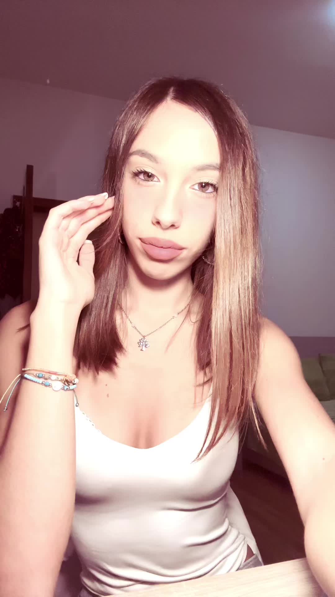 @vì