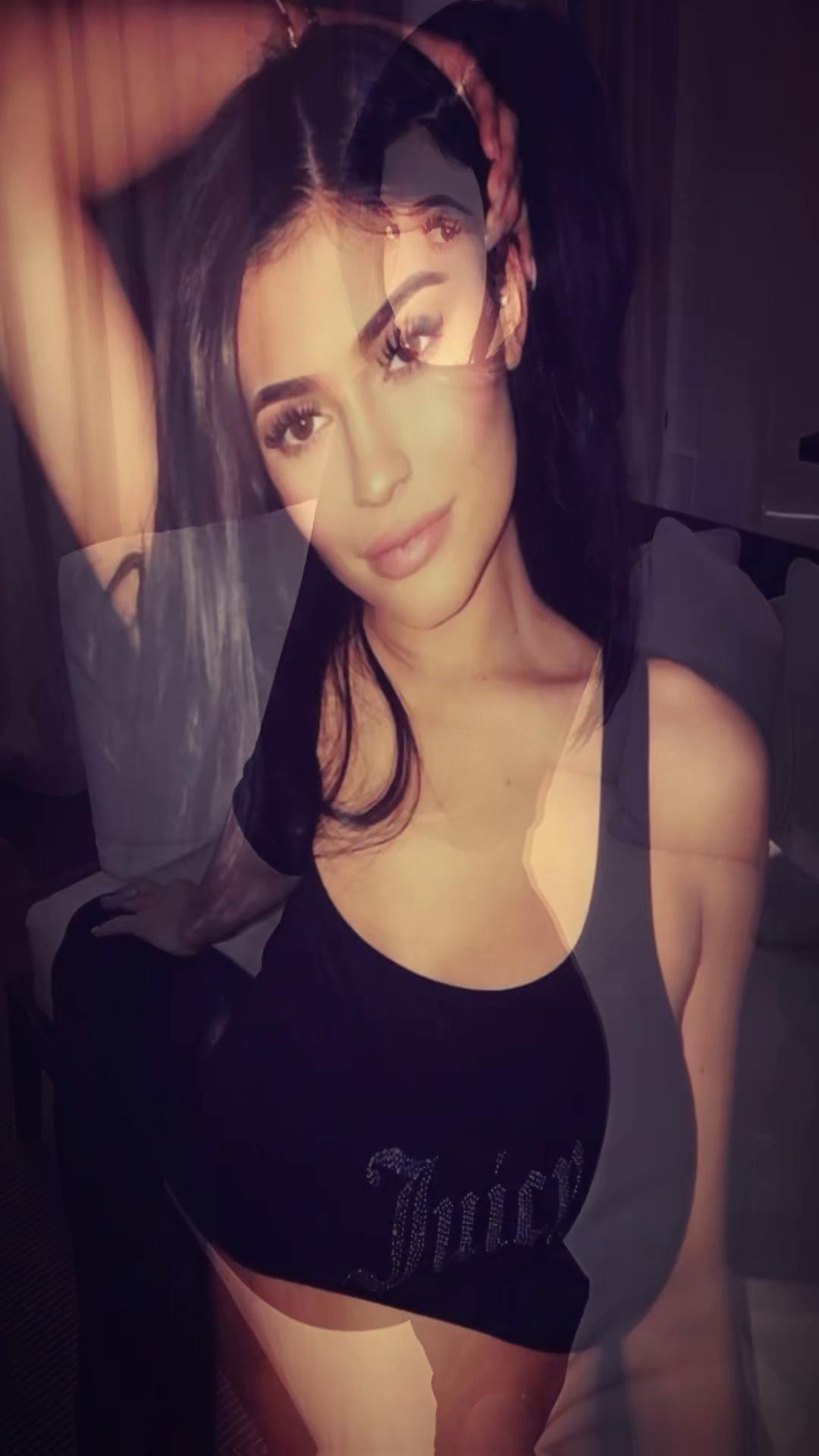 @holliex