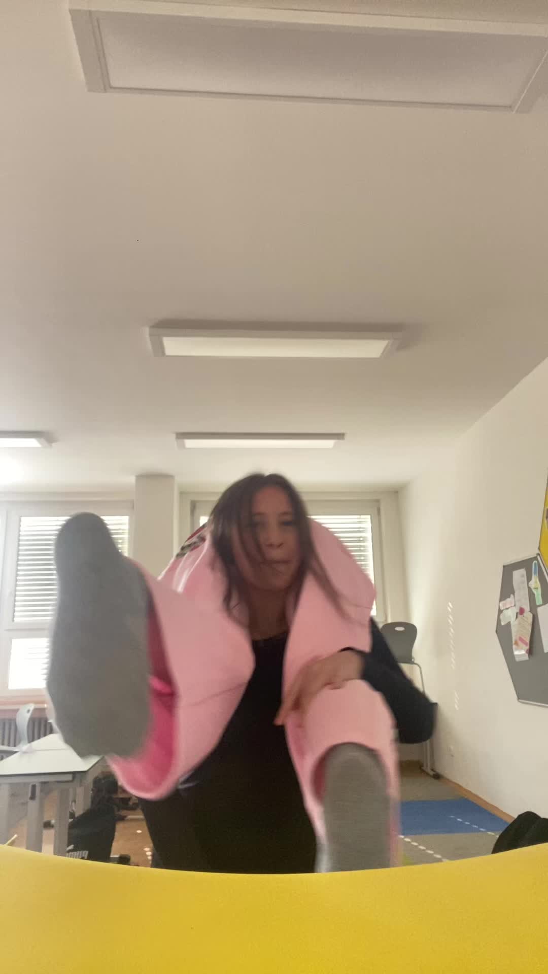 @██