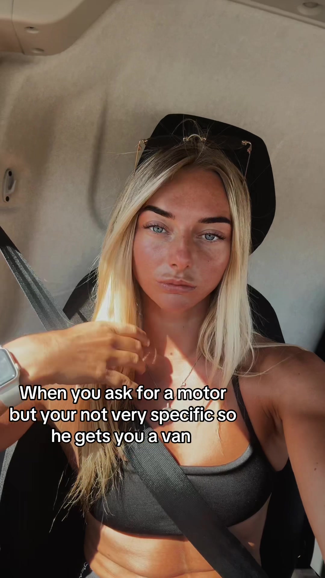 @chloehollyboyle