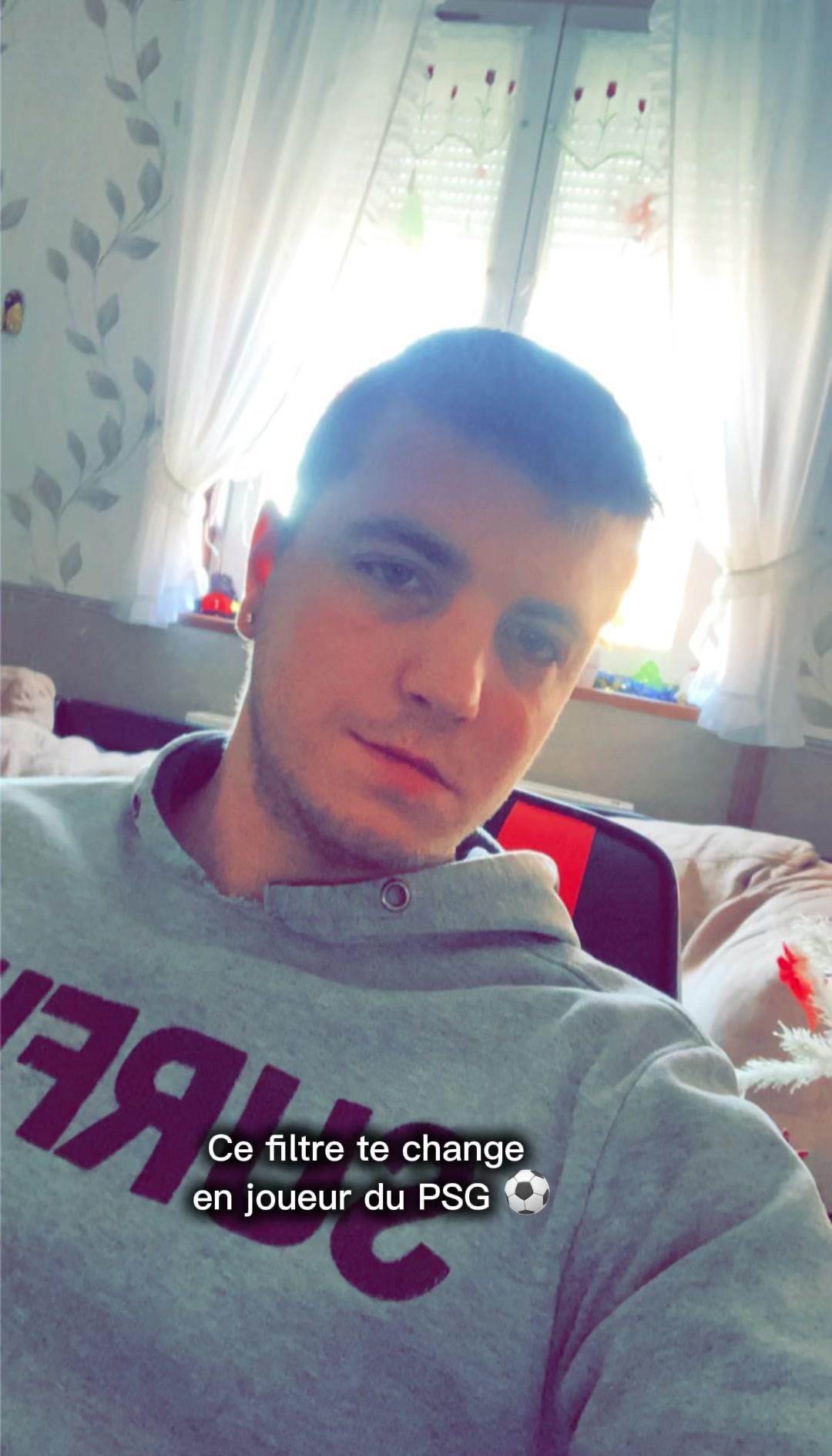 @Max_Loona