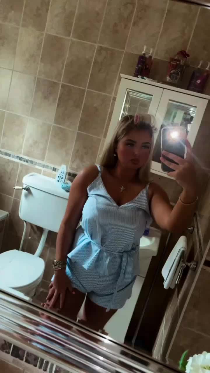 @Anniex18