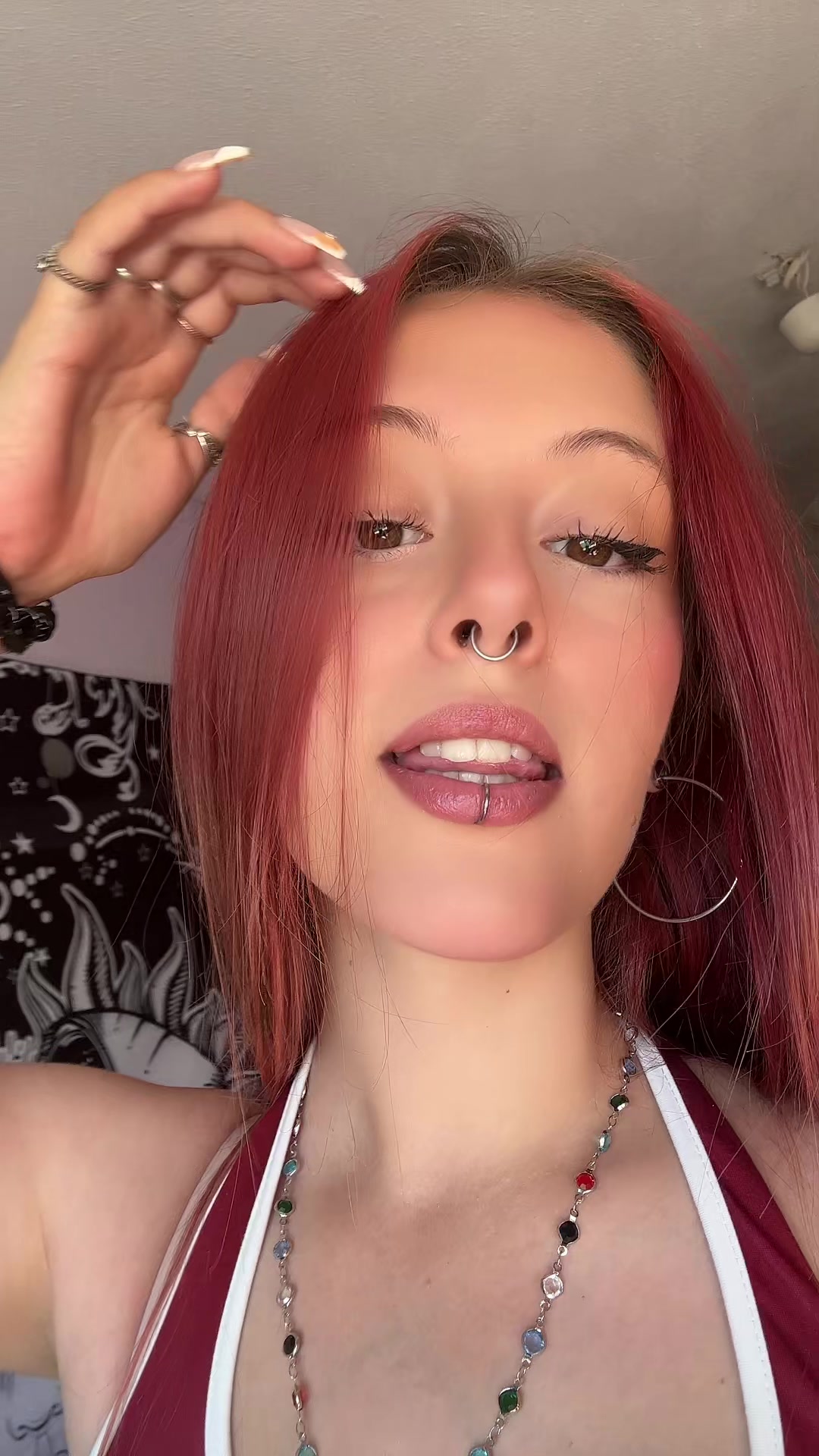 @𝔰𝔞𝔯𝔞🦋