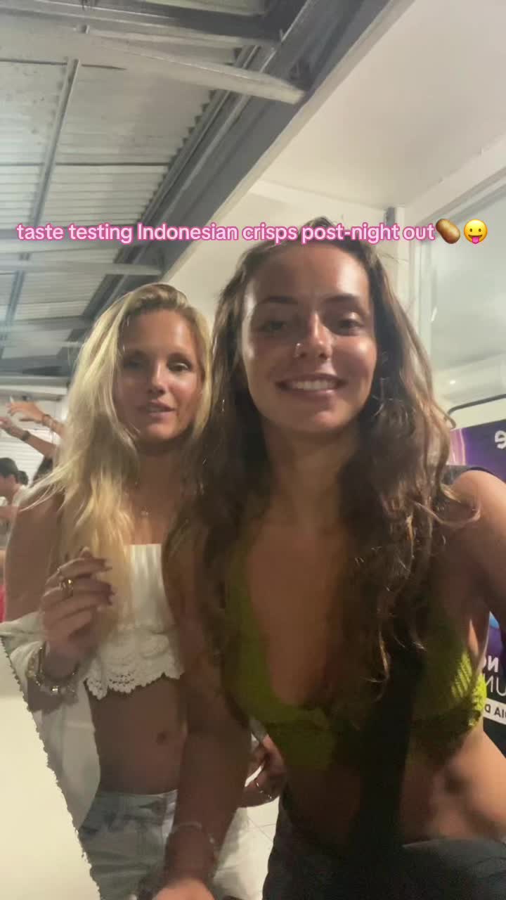 @Sienna