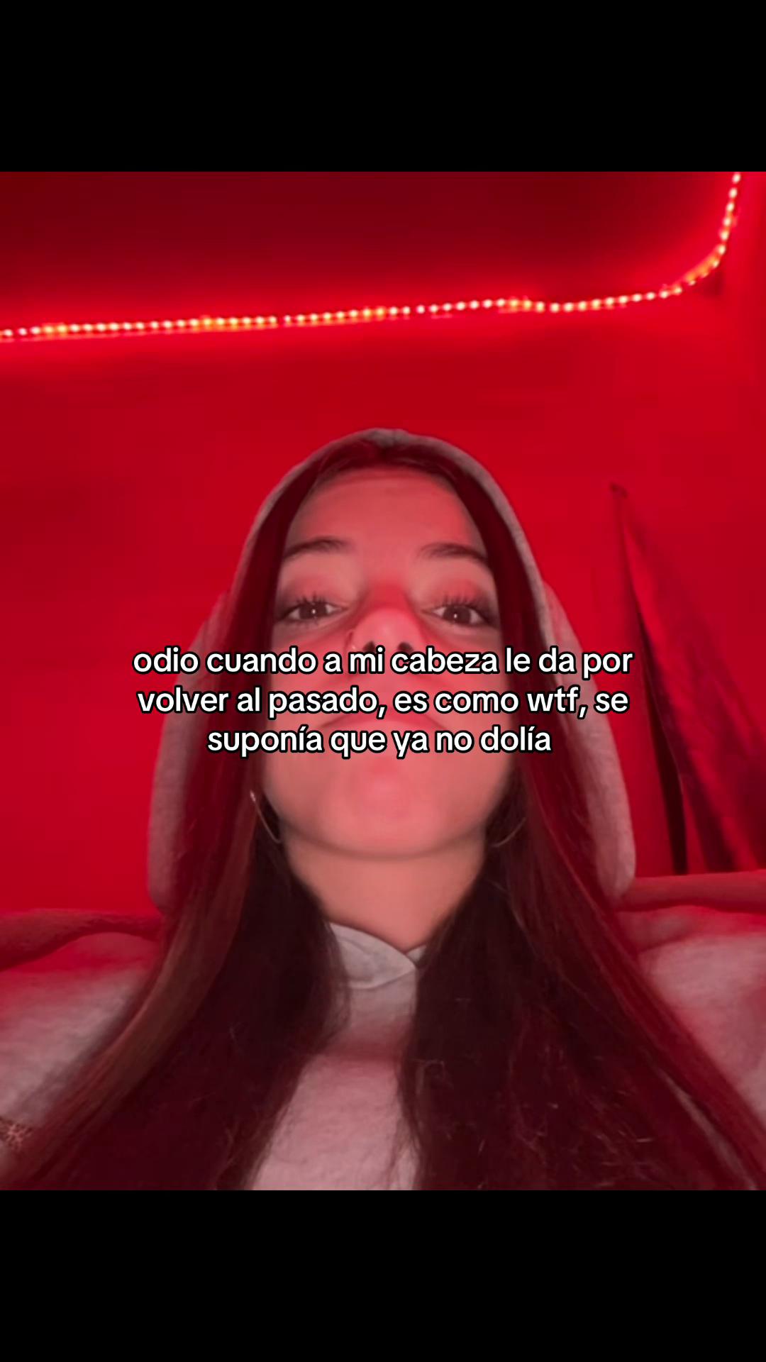 @Ahinaritaa_