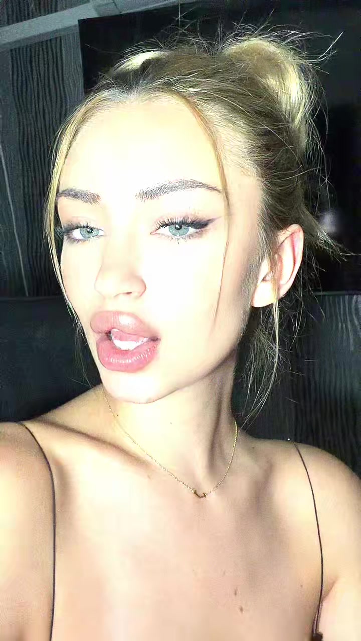 @ZLATINA VELYCHKOVA