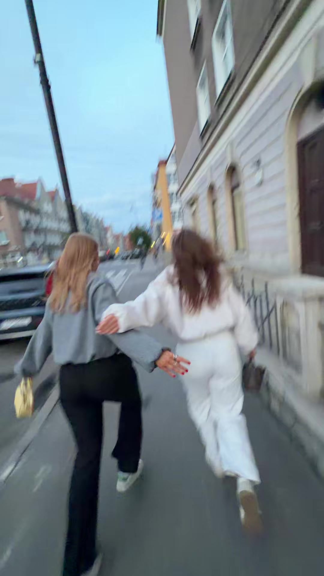 @TYRA