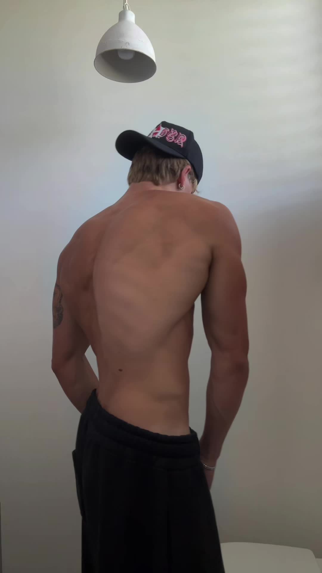 @Ma3l