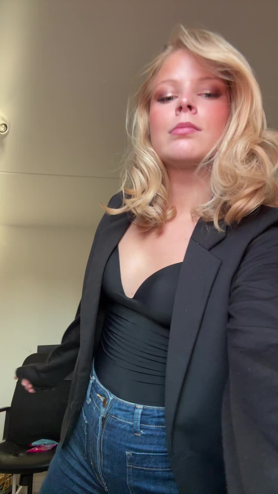 @Enya