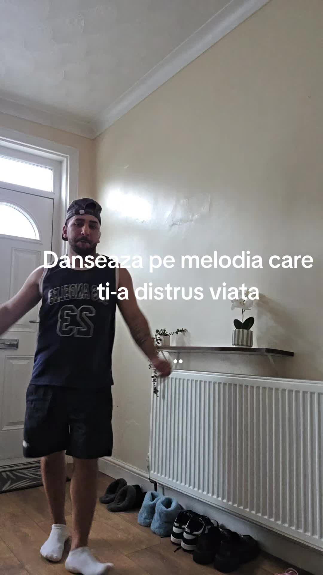 @dani._.