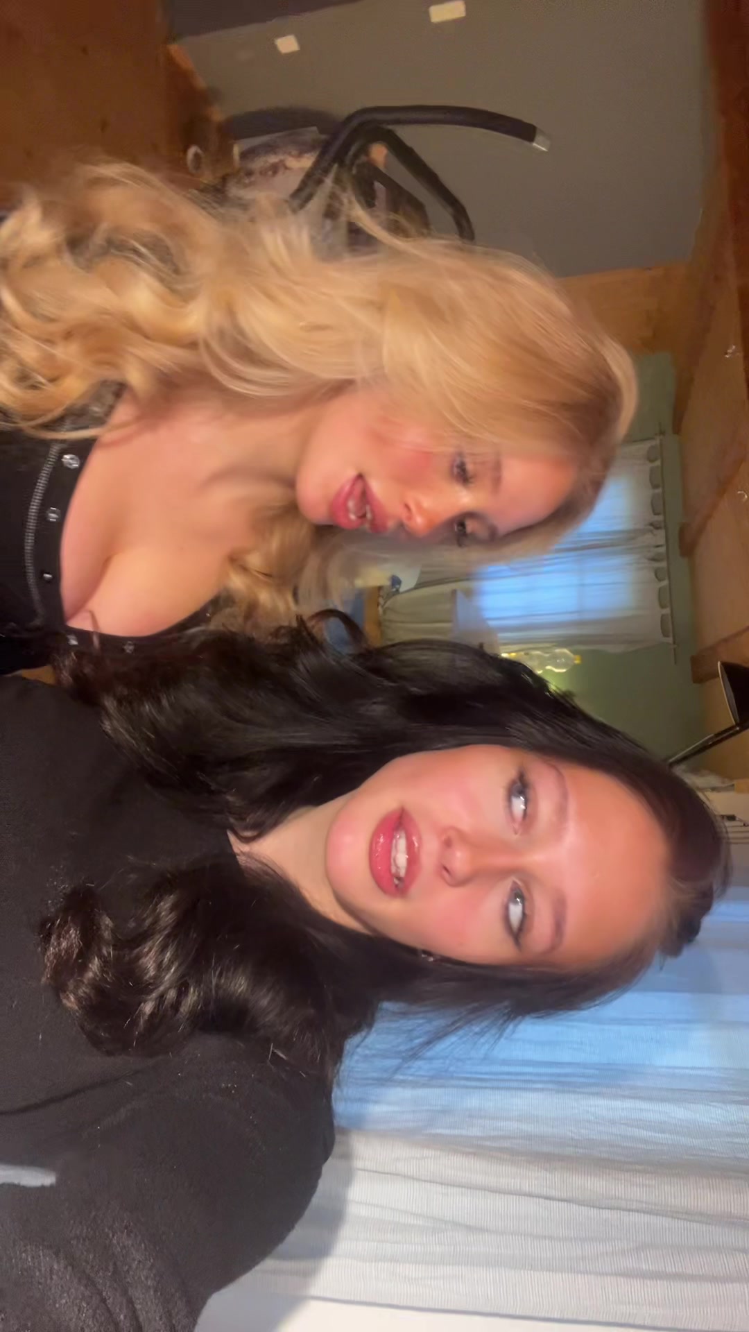 @swiss.twins