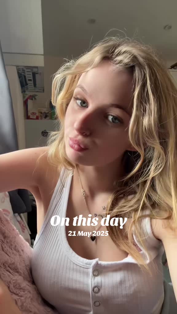 @tinytaraxo