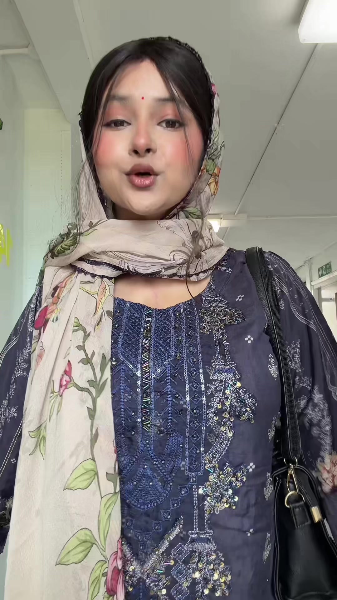 @Sneha🎗️