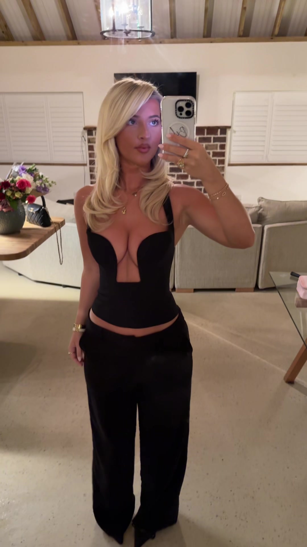 @IzzyTaffs
