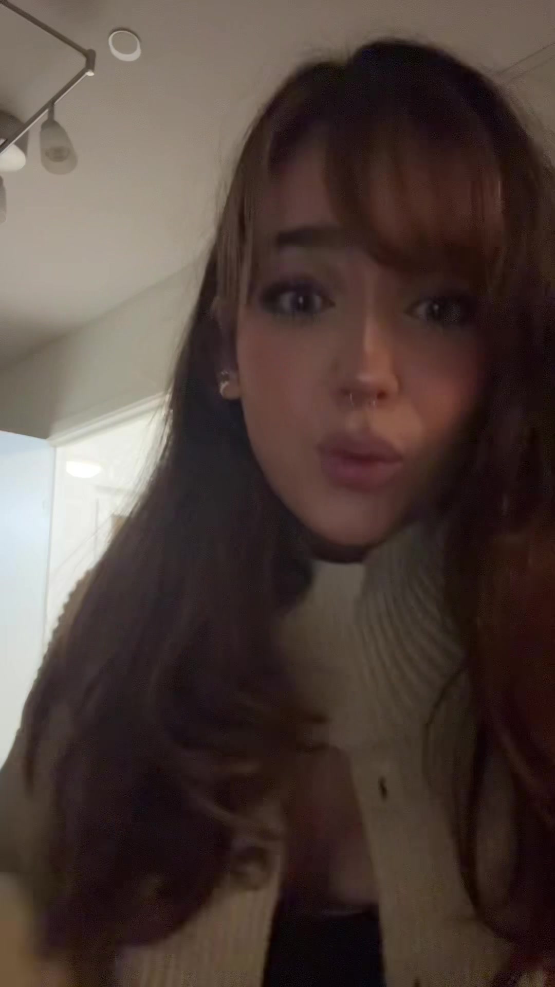 @veronica