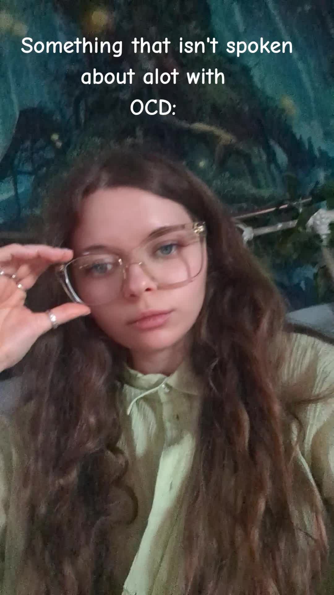 @everythingsRozy